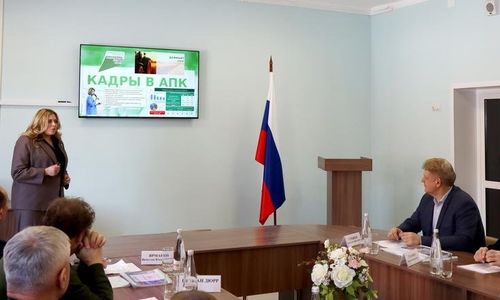 Бүрүн эргелиг төлээ Новосибирск облазында көдээ девискээрлер хөгжүлдезин боду хынаан