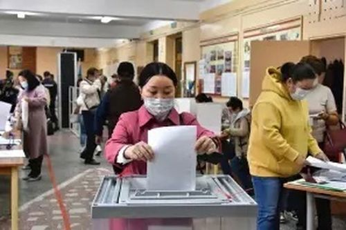 Хуусаадан эрте бадылаашкын эгелээн