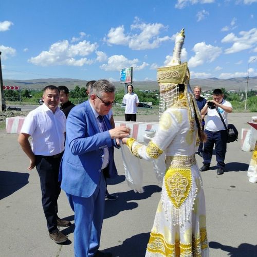 Юбилейниң кол белээ — чаа студия