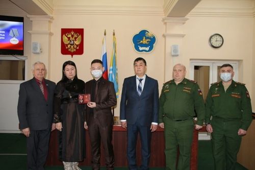 Маадырларга шаңналдар