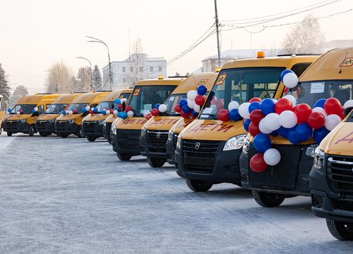 Школачыларга онза белек