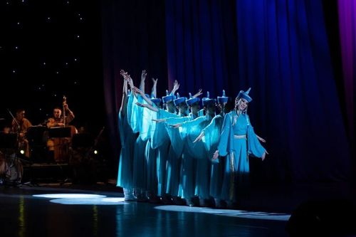 “Саяннар” хөгжүм болгаш самның национал театры – 54 харлаан