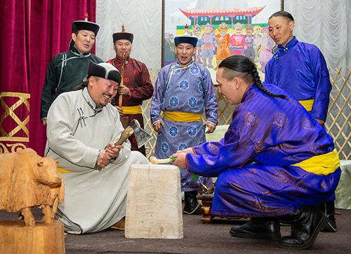 Бүдүү хүнүнде Тыва төпке