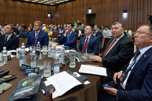 Анатолий Серышев: «Төөгүлүг сактыышкынны болгаш кожа-хелбээ найыралдың эки чаңчылдарын кадагалап арттырары чугула»