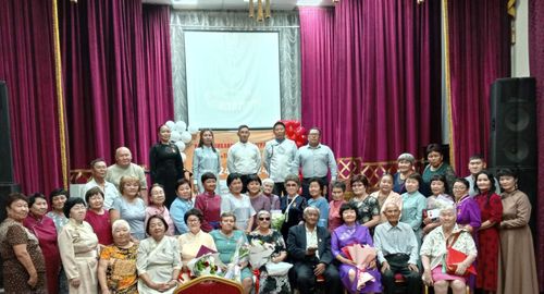 Чүс чыл дуржулгалыг бүдүрүлге