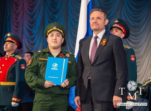 Тываның шериглеринге күрүне шаңналдарын тывыскан