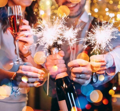 Чаа чыл кежээлерин эрттирерин хораан