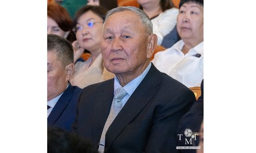 Тываның Баштыңының албан-дужаалын хүлээнген байырлыг ёзулал соонда бодалдар