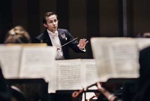 Тывага «Эне-Сайныӊ аялгалары» аалдап келир