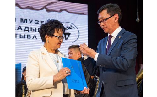 Төөгүнүң диргизикчизи 95 харлаан