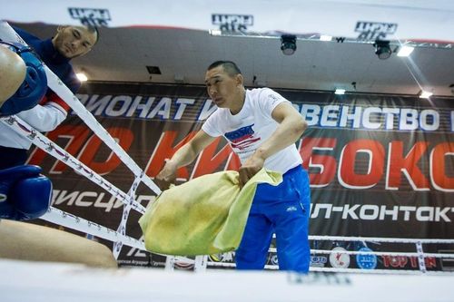 Сагыш-сеткили байлак дагдыныкчы.