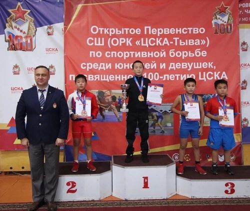 Элээди спортчуларның хей-аъдын көдүрген