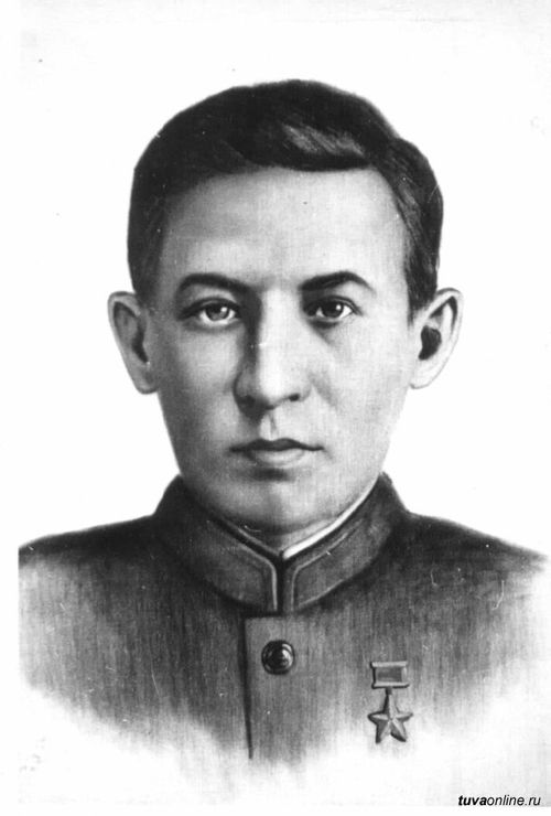 Бухтуев 100 харлаан