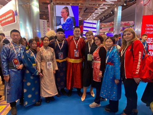 Тываныӊ делегациязы ̶ бирги съездиде