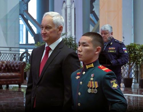 Тываның чурттакчызы Найыр Кыргыстың маадырлыг чоруунуң дугайында фронтучу солунда чырыткан