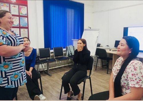 Аалчылар өрээли ада-иелерни манап тур