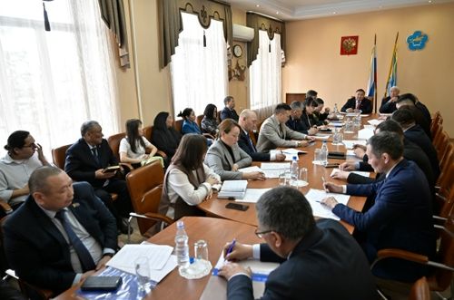 Чагыглардан – херек кырында ажылдарже