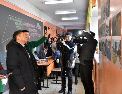 Хоорайывыс моон-даа чараш болзун дээш…