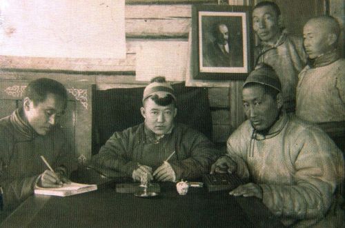 Өгбевис кайгал Дамба-Хаа дугайында