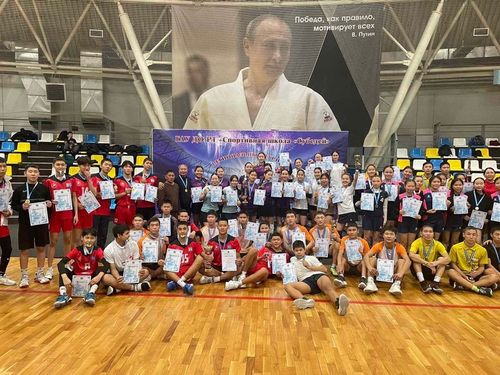 Хол бөмбүүнүң маргылдаазы