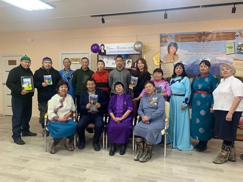 Чогаалчы кадыннар-биле ужуражылга