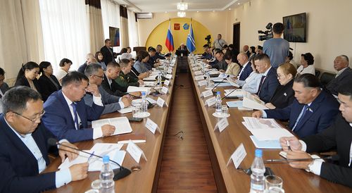 Бюджет күүселдезин сайгарган