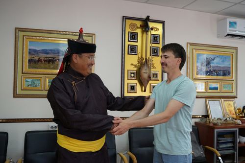 БӨГҮН!!! «Азий диптиң төвүнде Хөөмей” фестиваль эгелээр