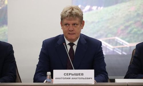 Под руководством полпреда главы регионов Сибири обсуждают перспективы развития туристической отрасли