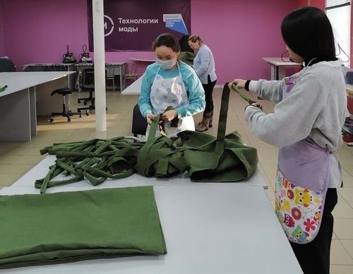 Валентин Юдашкин дег болуксаар салым-чаяанныг кыс