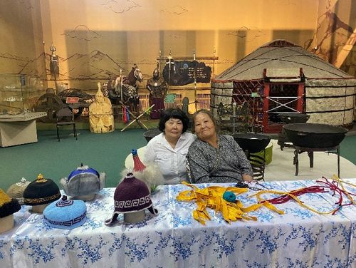 Төөгүге бердинген башкы, ава, чурт шинчилекчизи