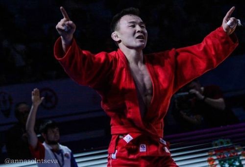 Делегей чемпиону деп атты төлептии-биле чаалап алганнар