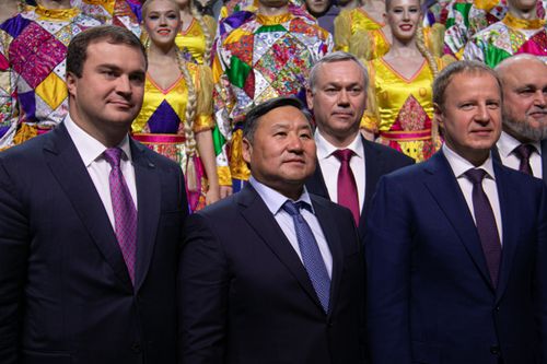 Тываның Баштыңы «Сибирь дугуржулгазынга» киришкен