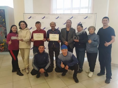 Төлептиглер аразындан шылгарап үнүп келген