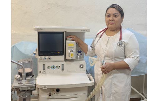 Сибирьниң эмчи кызы