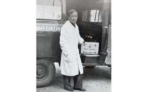 Баштайгы фельдшер