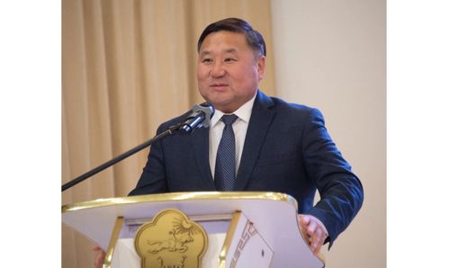 Түңнелдерни үндүрген