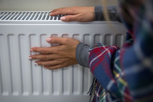 “Дүгде кыш, мында чай – бистер доңуп чор бис”