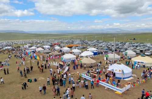 Наадым байырлалы чоокшулаан