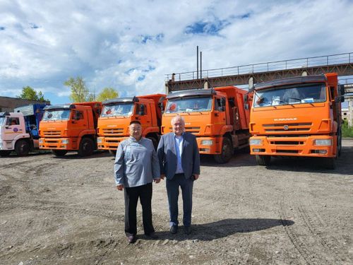 Тывада чүък чүдүрер улуг машина-техниканы эккелген.