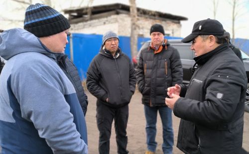 Хөмүр-даш айтырыы