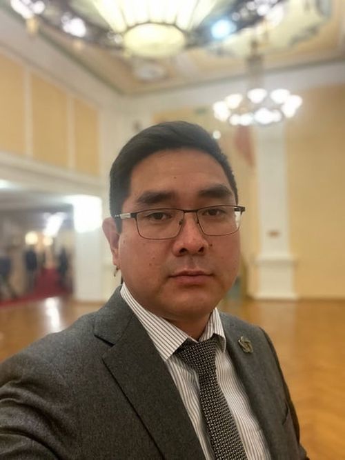 Айдын Сарыглар: ''Украинаның Чепсектиг күштеринден хөй чылдарда когарап, хилинчектенип келген кижилерни камгалап турарывыс ол''.