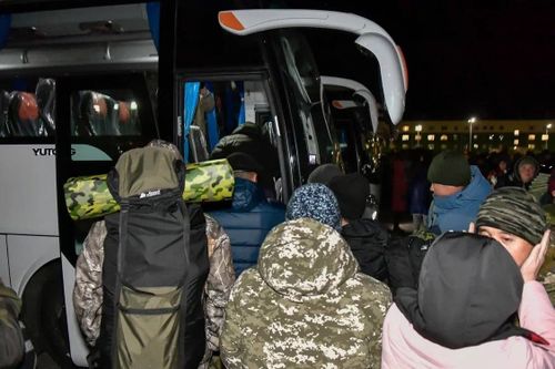 Тывадан курлавыр шериглерниң кезии аъттаныпкан.