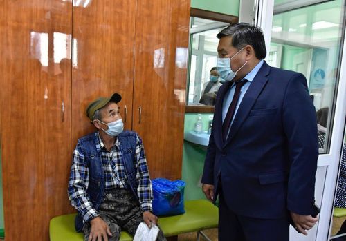 Амы-хууда боду эмнелге албан черлерин хынап көрген.