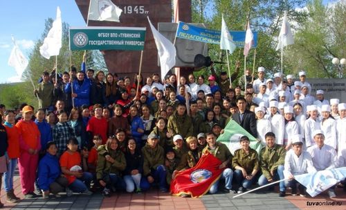 Студентилерниң үлүг-хуузу