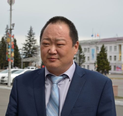 Демнигде – күштүг, тепкииштигде – быжыг