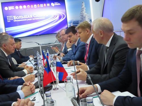 Сибирь федералдыг округта СФО-да Президентиниң бүрүн эргелиг төлээзи Анатолий Серышев: чылдың түңнелдери