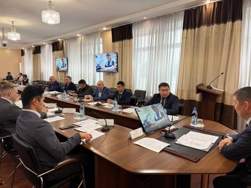 Тываның Одаар чүүл болгаш энергетика яамызы Кызыл хоорайже газты киирериниң техниктиг-экономиктиг үндезинин ажылдап кылган