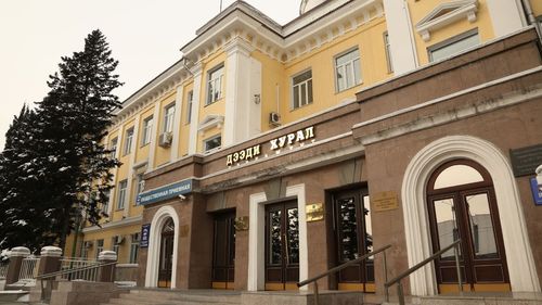 Апрель 27 — Российжи парламентаризм хүнү