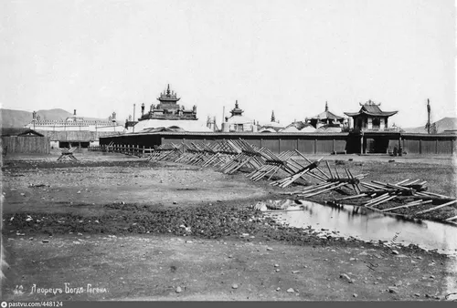 Ыдыктыг Сака Дава айында өгбелерим сактып ора...