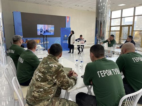 «Тываның маадырлары» кадрлар программазының киржикчилери өөредилге шылгалдаларын чедиишкинниг дужааганнар